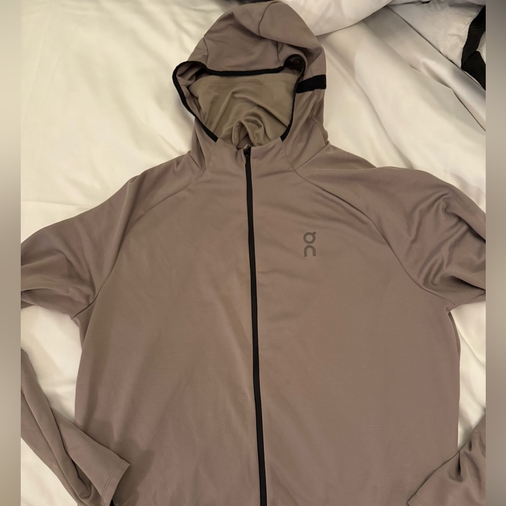 ON Running men's jacket large tan workout
